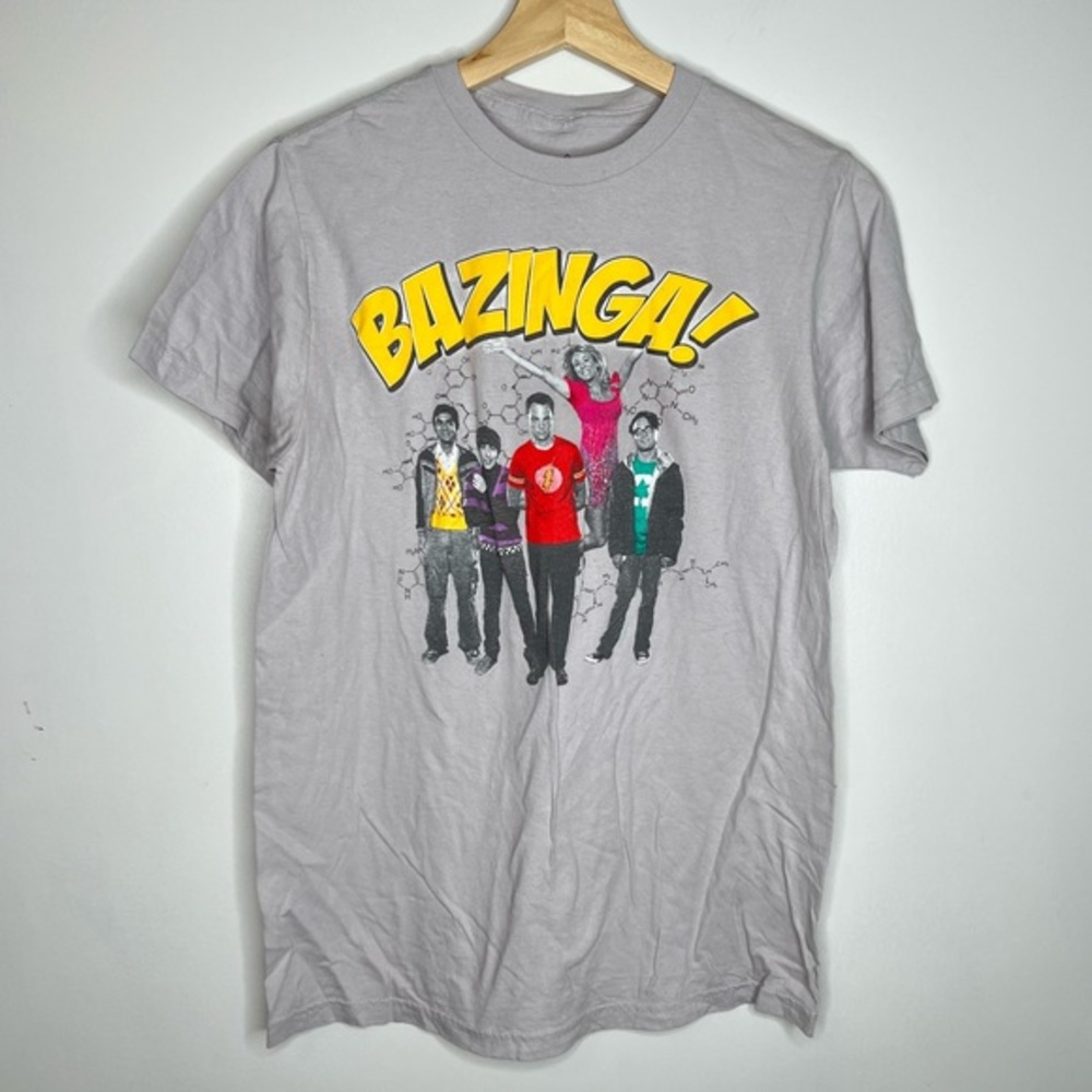 The big bang theory Bazinga tshirt M
